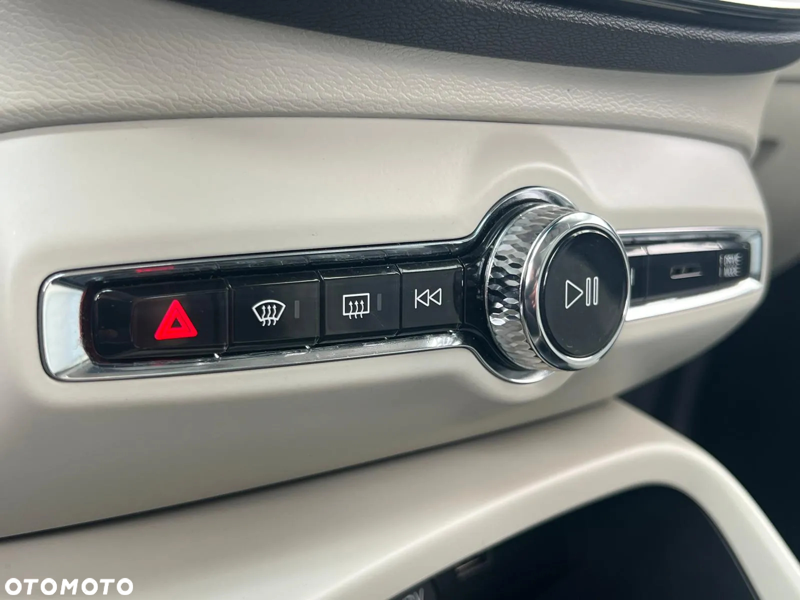 Volvo XC 40 - 27