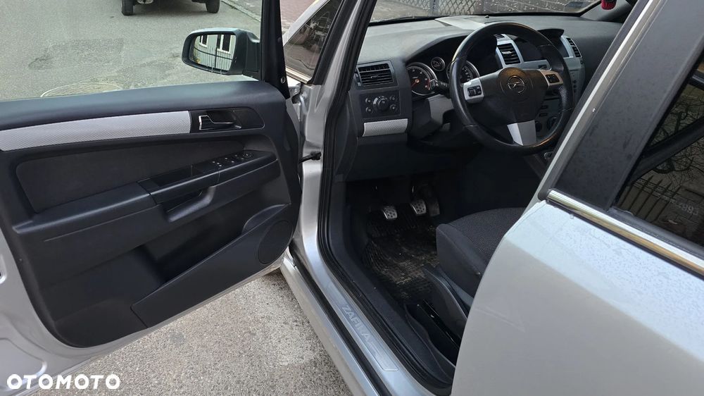 Opel Zafira 1.9 CDTI Sport - 7