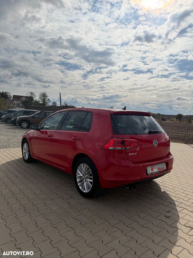 Volkswagen Golf - 4