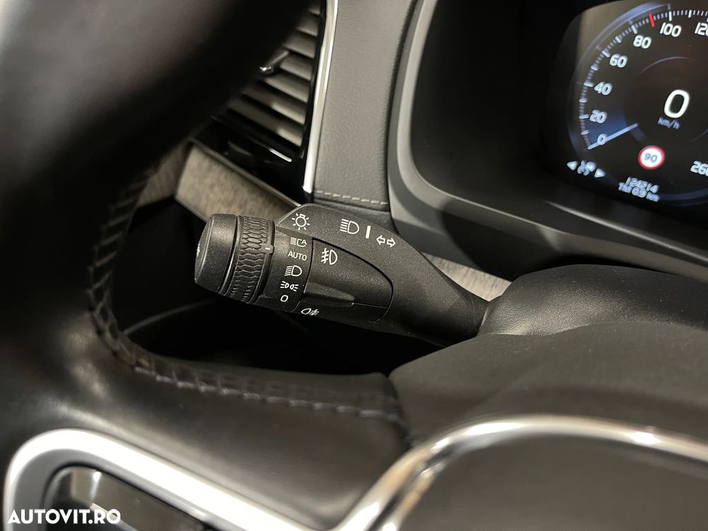 Volvo XC 90 Recharge T8 eAWD Inscription - 33