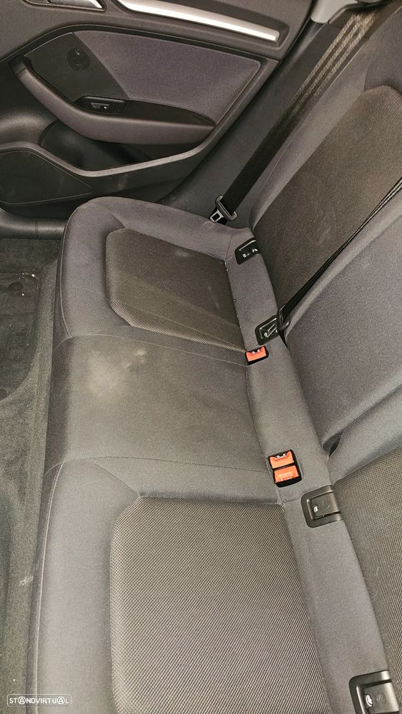 Audi A3 Limousine 30 TDI - 9