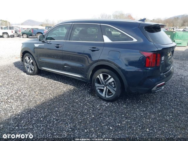 Kia Sorento - 7