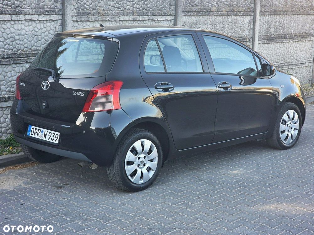Toyota Yaris 1.3 VVT-i Sol - 8