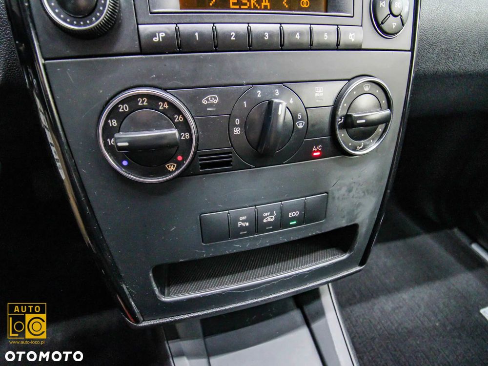 Mercedes-Benz Klasa A 160 Elegance - 17