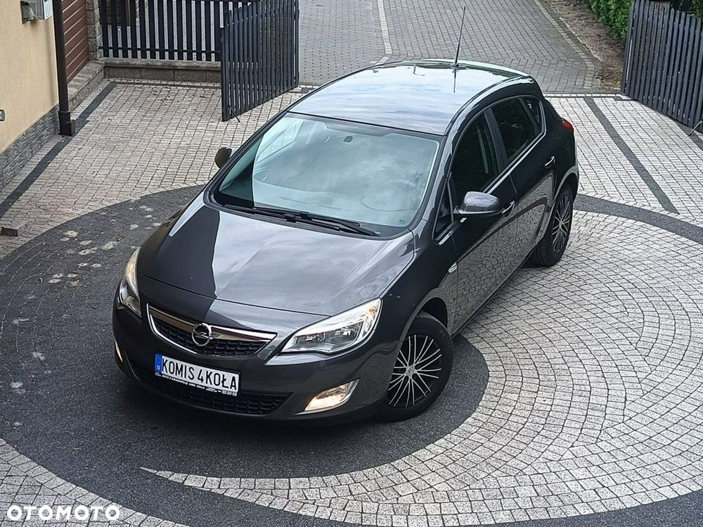 Opel Astra - 16