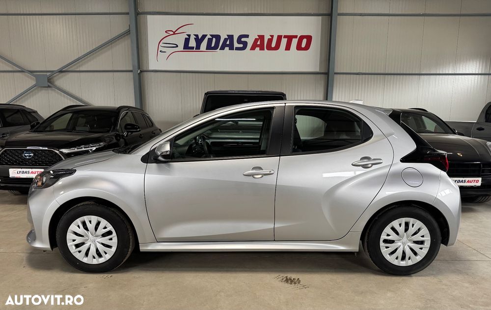 Toyota Yaris 1.5 VVT-i HSD Exclusive Style - 2