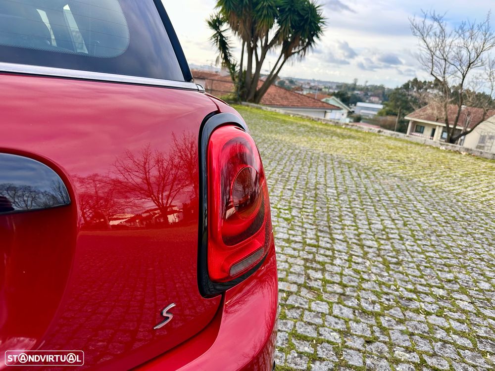 MINI 3 Portas Cooper D - 18