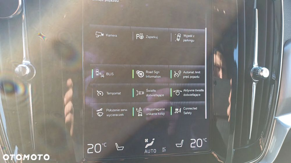 Volvo V90 D4 Geartronic Kinetic - 20