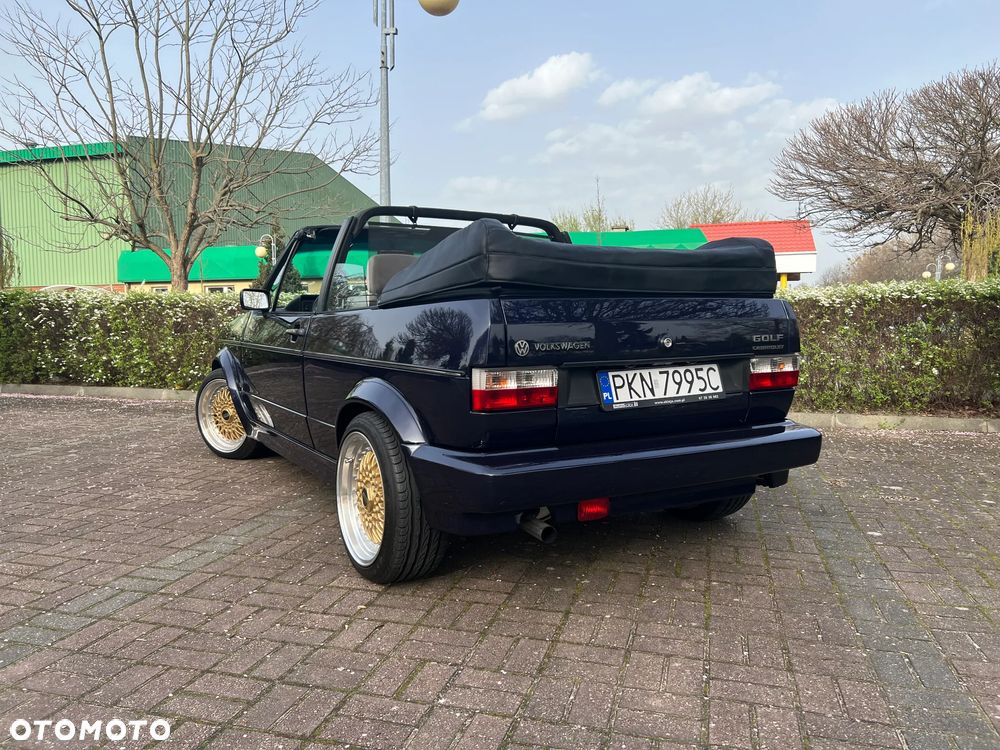 Volkswagen Golf - 18