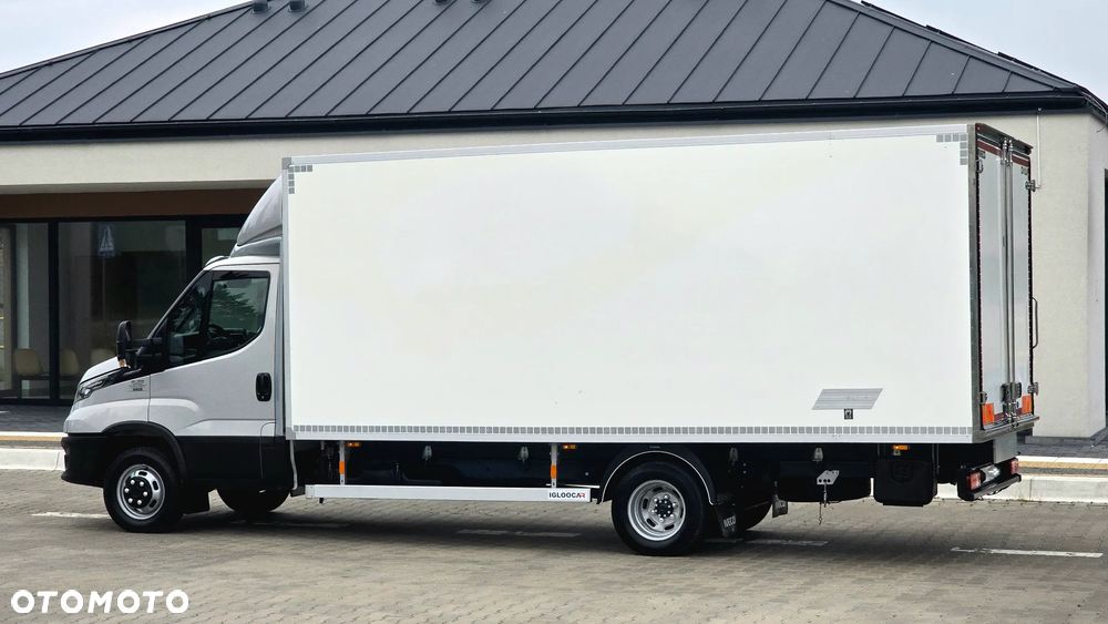 Iveco ❗️❗️DAILY 3.0 180KM 50C18 ❗️❗️ZABUDOWA IGLOOCAR 10 PALET / MROŹNIA -32 +32 / AGREGAT THERMOKING V300 MAX / AUTOMAT HI-MATIC / LAKIER METALIC / NAWIGACJA / TEMPOMAT ADAPTACYJNY / PODUSZKI PNEUMATYCZNE / GRUBA ŚCIANKA / WERSJA WZMOCNIONA / SALON POLSKA / FULL LED / MAKSYMALNA DOSTĘPNA OPCJA WYPOSAŻENIA❗❗ STAN - JAK NOWY ❗️ - 24