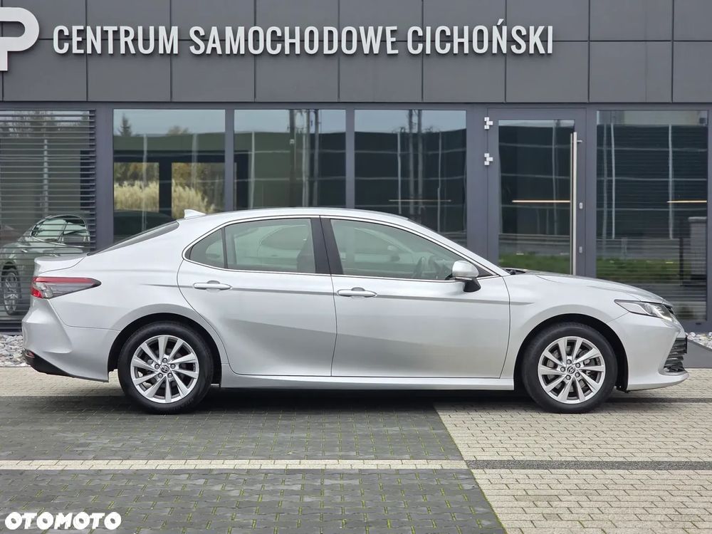 Toyota Camry 2.5 Hybrid Comfort CVT - 11