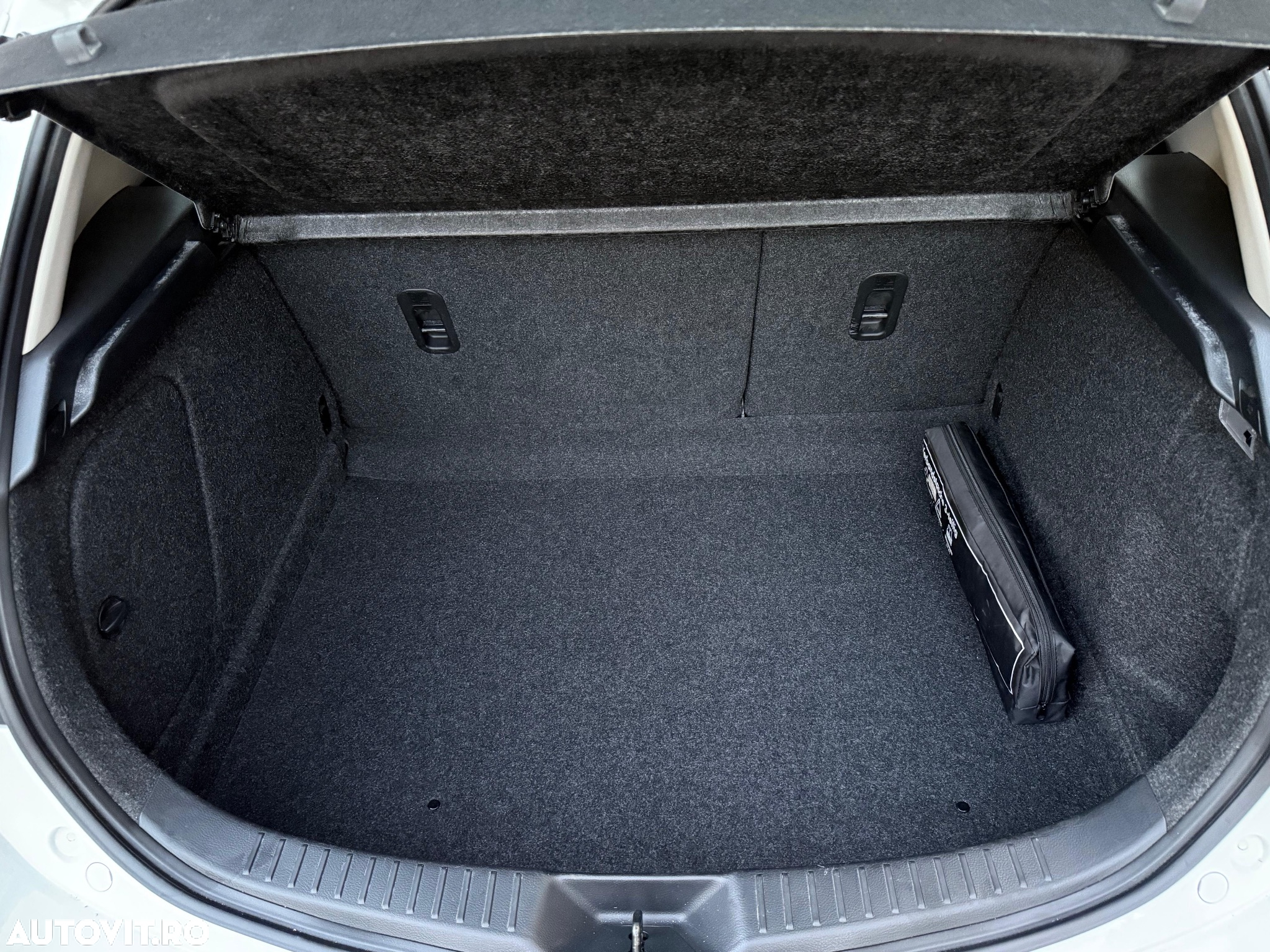 Mazda 3 1.6 MZR Kenko - 11