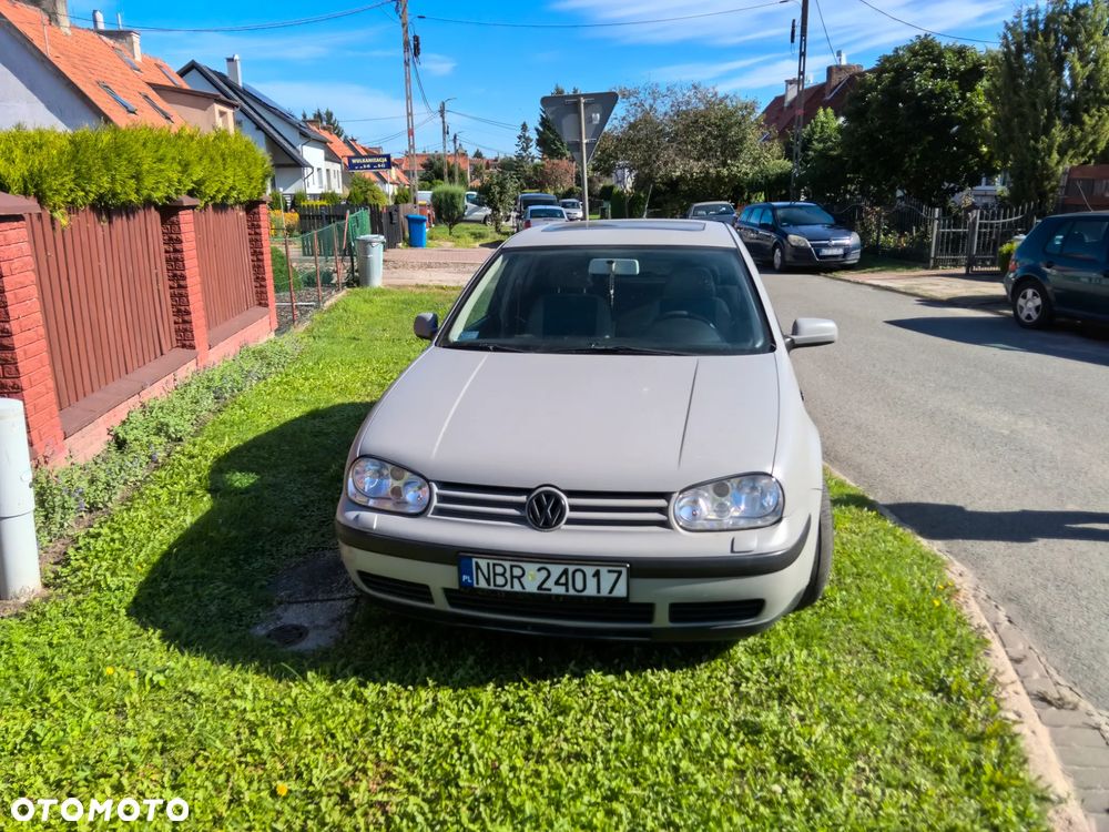 Volkswagen Golf 1.9 TDI Basis - 3