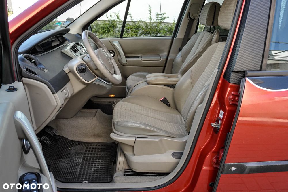 Renault Scenic - 7