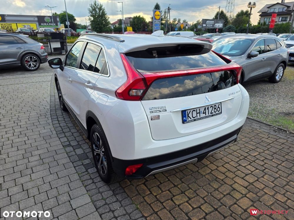 Mitsubishi Eclipse Cross - 9