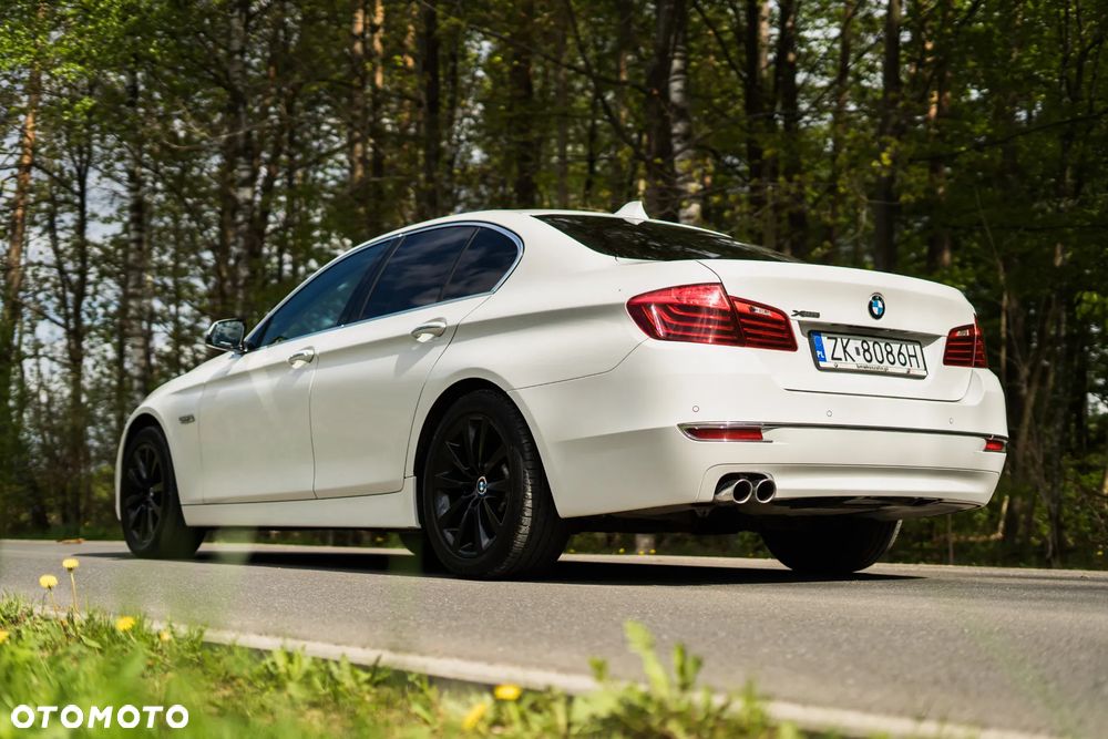 BMW Seria 5 520d xDrive Luxury Line - 14
