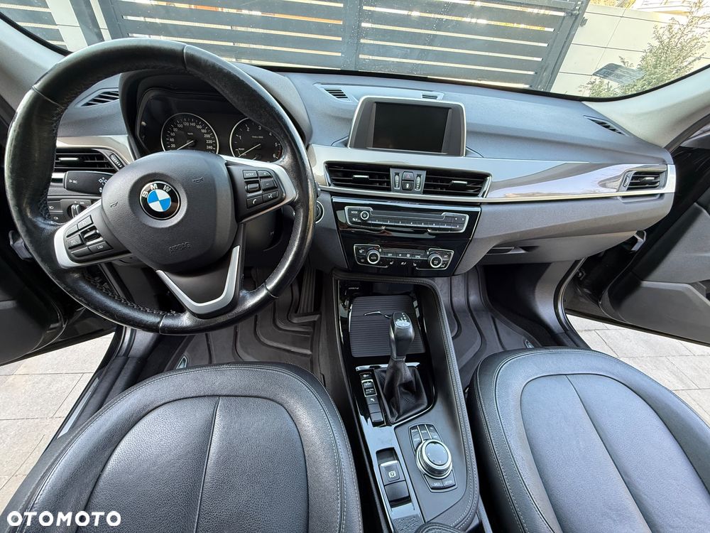 BMW X1 sDrive18d - 9