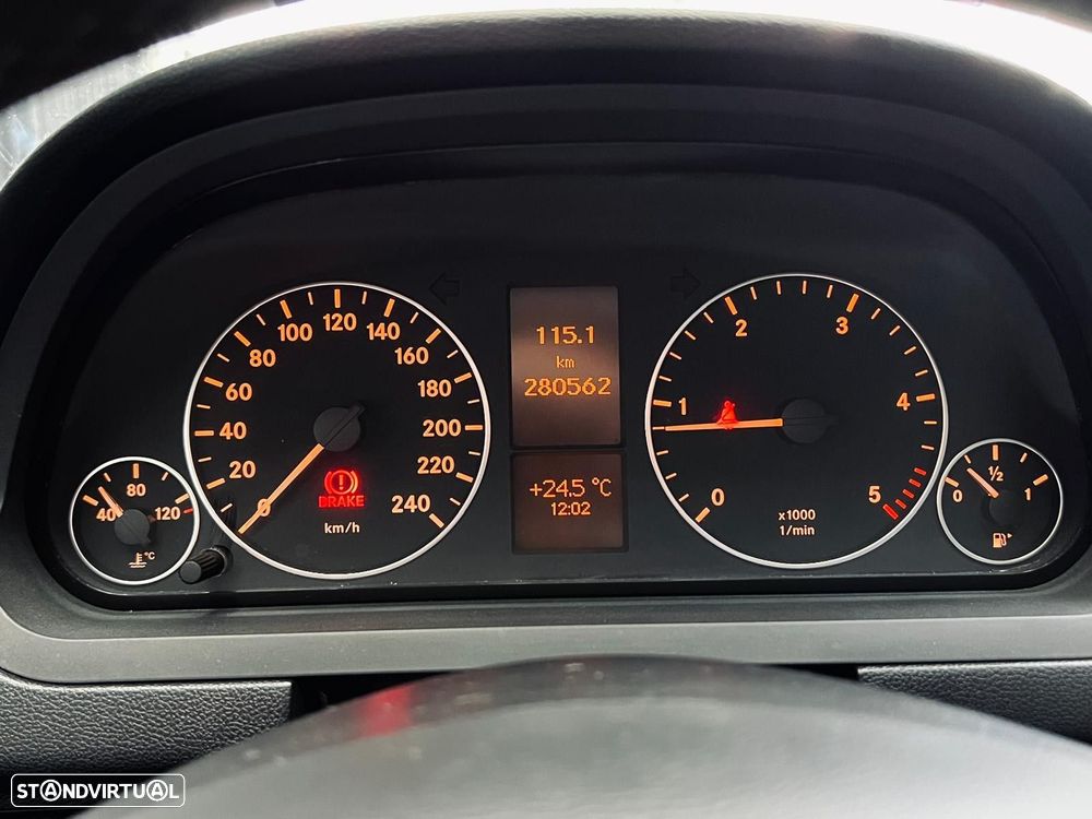 Mercedes-Benz A 180 CDI Avantgarde - 24
