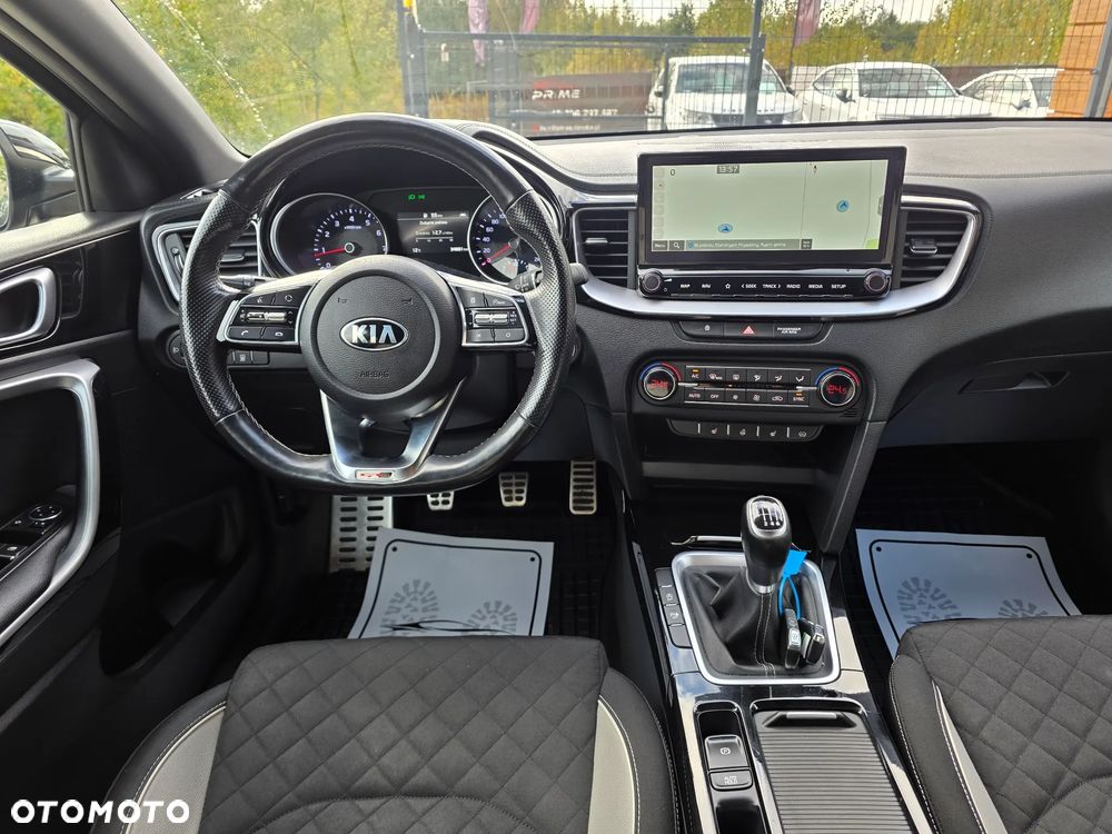 Kia ProCeed 1.5 T-GDI GT Line - 23