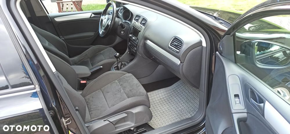 Volkswagen Golf VI 1.6 TDI Highline - 12