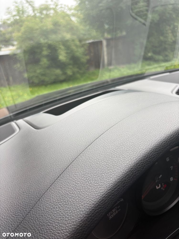 Porsche Cayenne Platinum Edition - 9
