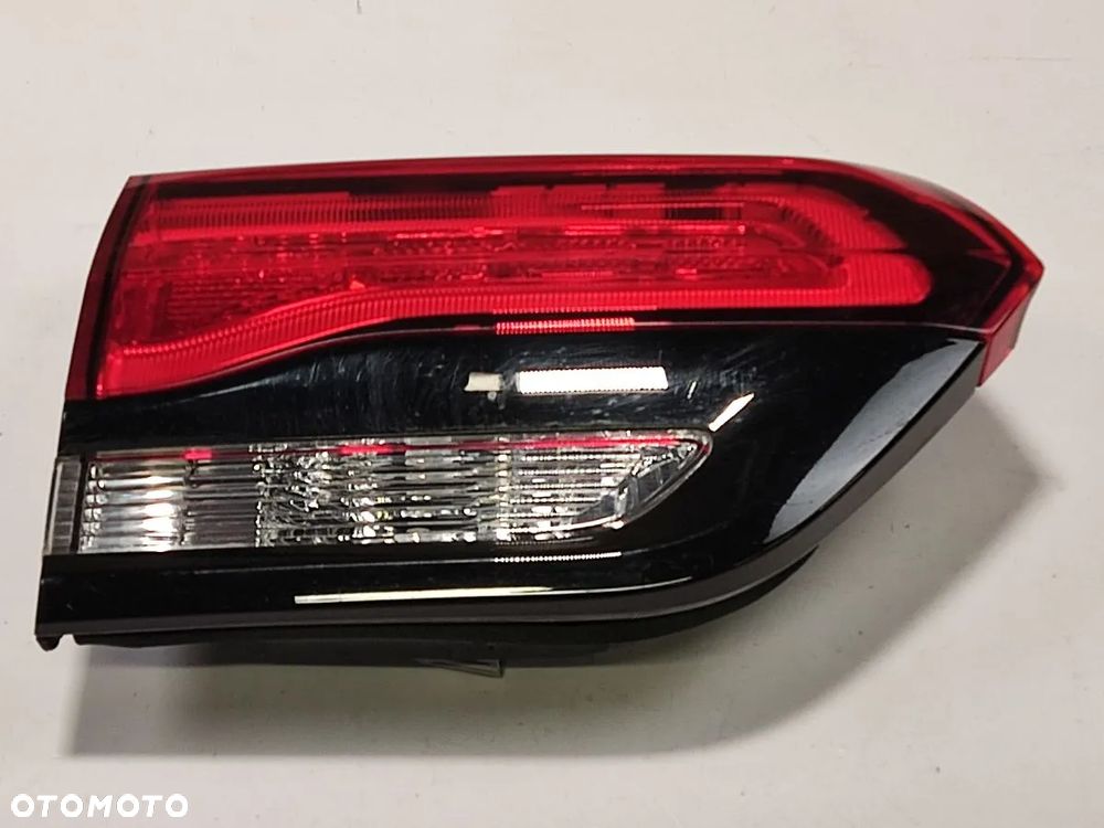 JEEP GRAND CHEROKEE WK2 SRT 16-21r Lampa Tylna w Klapę Prawa i Lewa - 2
