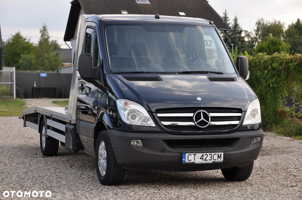 Mercedes-Benz Sprinter - 1
