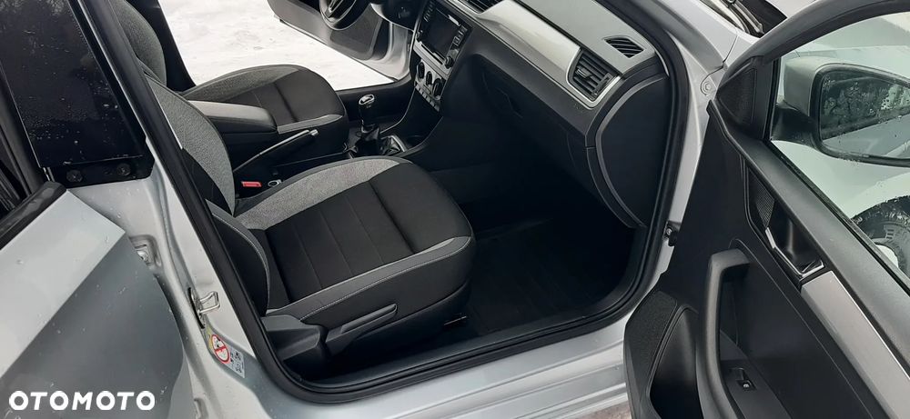 Skoda RAPID 1.0 TSI Ambition - 11