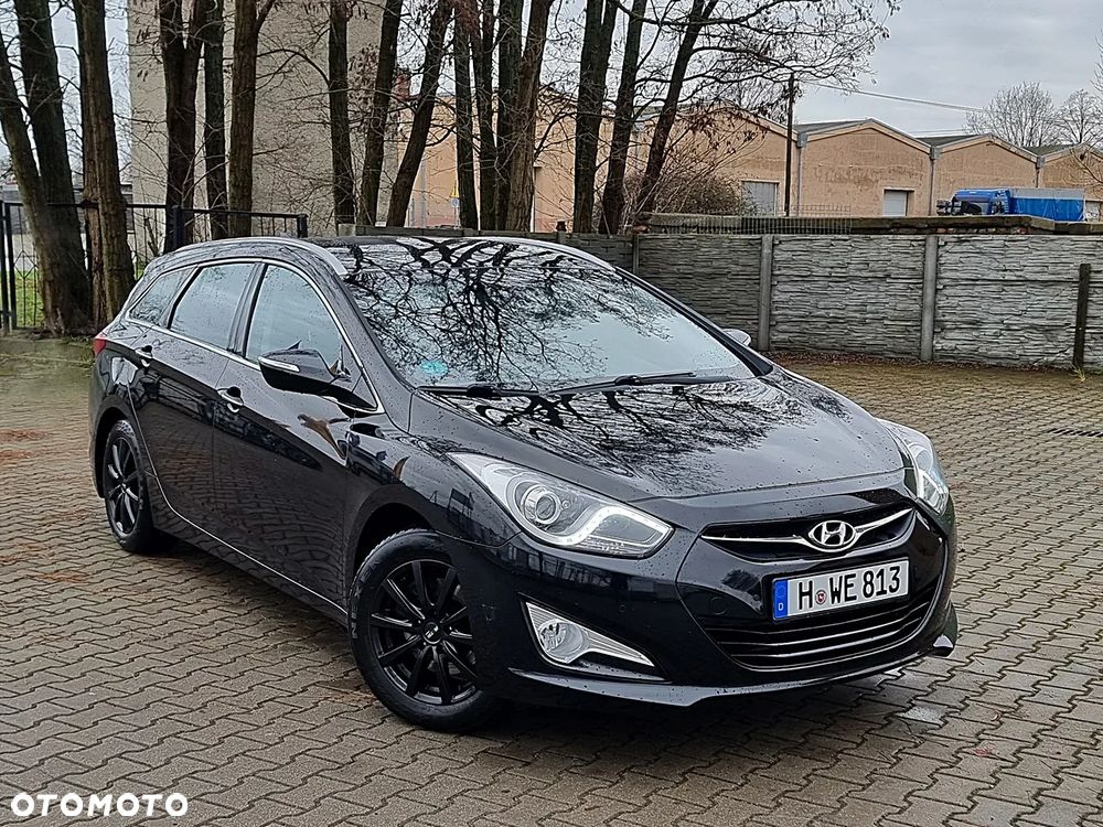 Hyundai i40 i40cw 1.6 Fifa World Cup Edition - 1