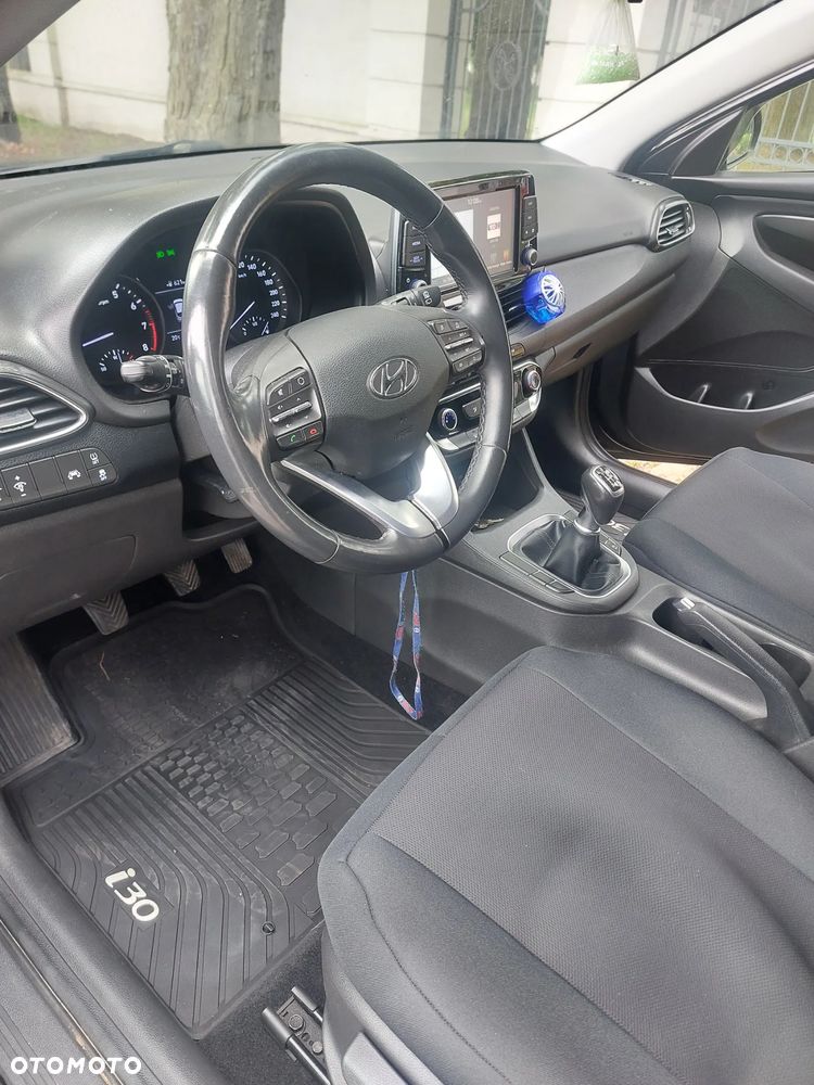 Hyundai i30 1.4 GO Plus - 29
