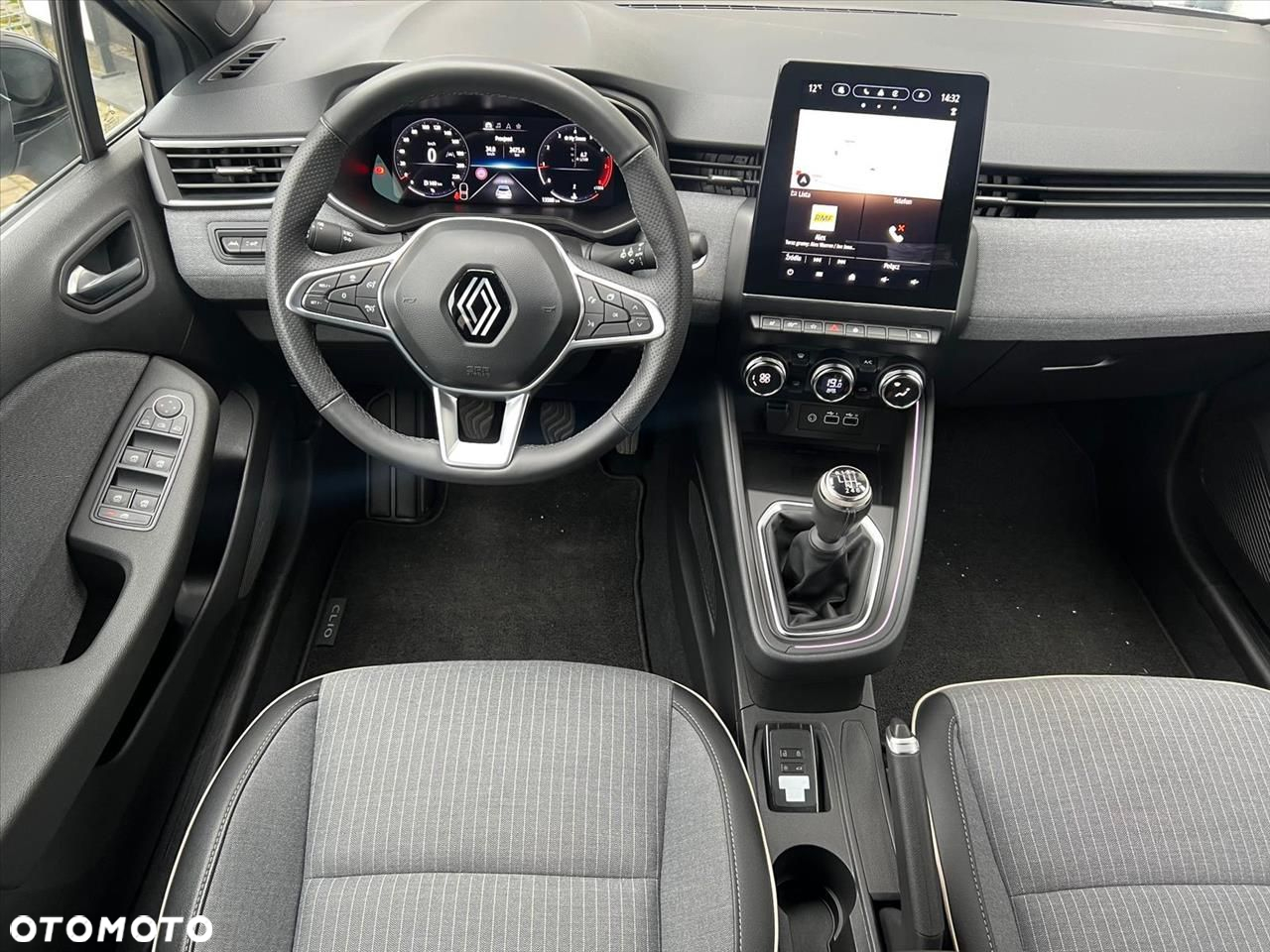Renault Clio 1.0 TCe Techno - 8