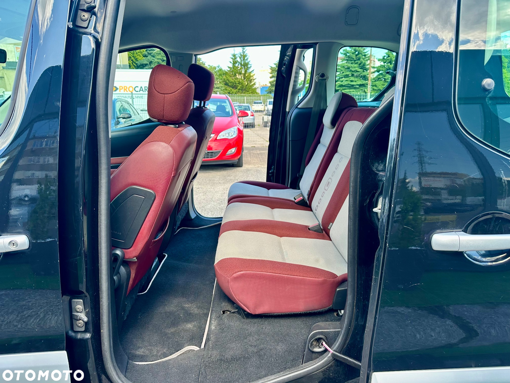 Citroën Berlingo e-HDi 90 FAP EGS6 Multispace - 22