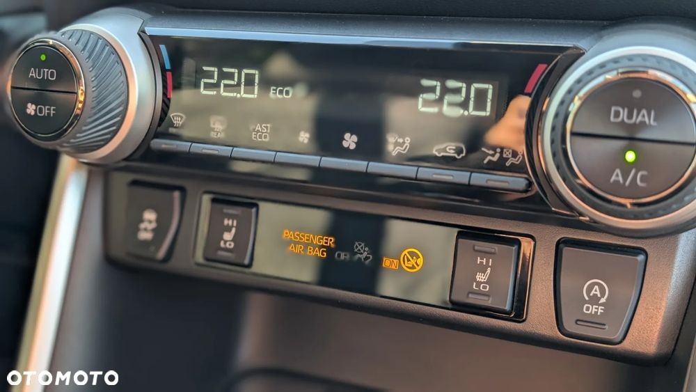 Toyota RAV4 2.0 Comfort 4x4 - 23