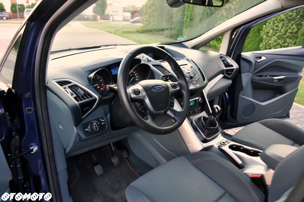Ford C-MAX 1.6 Ti-VCT Titanium - 23