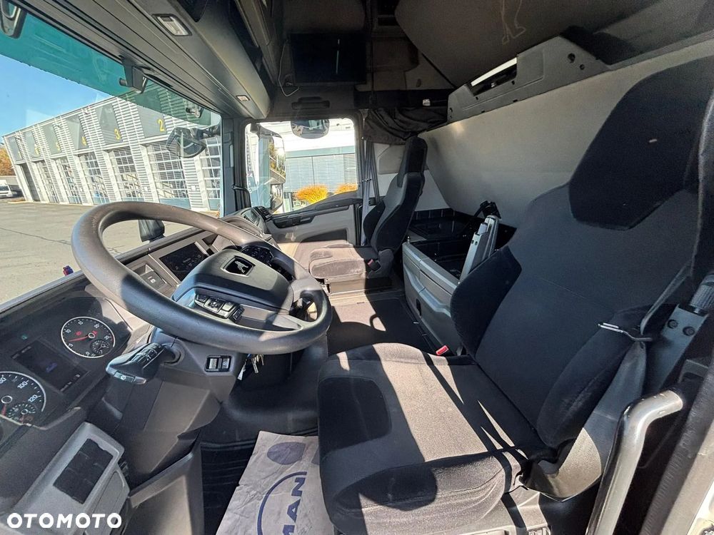 MAN TGX 18.510 4x2 LL SA - 11