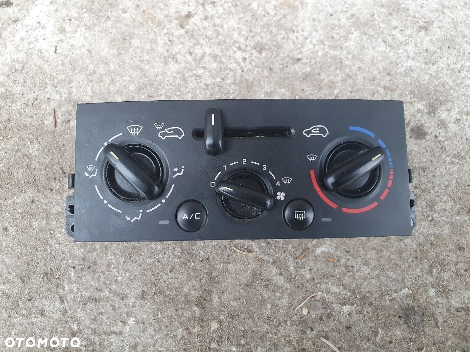 PANEL NAWIEW PEUGEOT 207 SW 1.4 2007r - 1