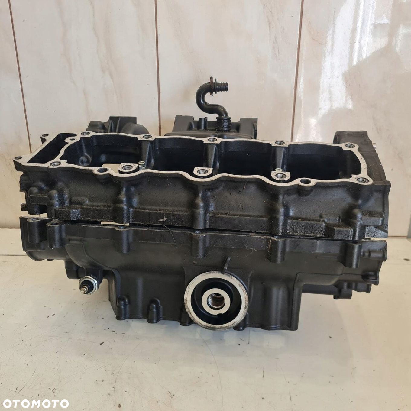 KAWASAKI Z800 KARTER KARTERY OBUDOWA BLOK SILNIKA - 3