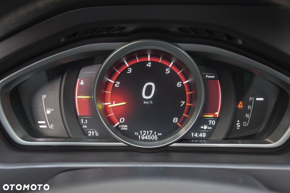 Volvo V40 - 21