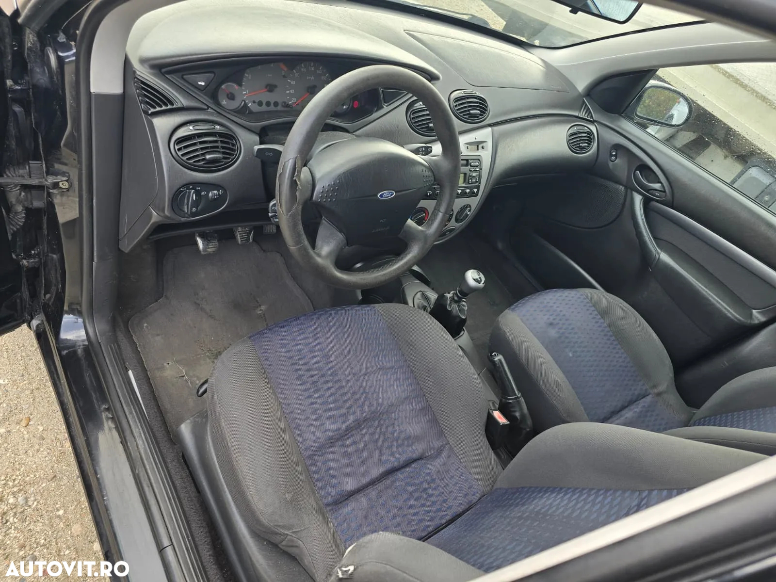 Ford Focus 1.8TDDI Trend - 4
