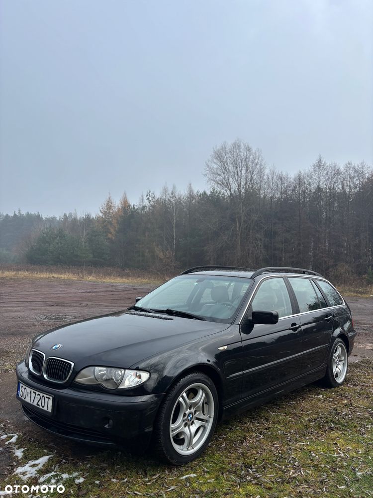 BMW Seria 3 330i - 3