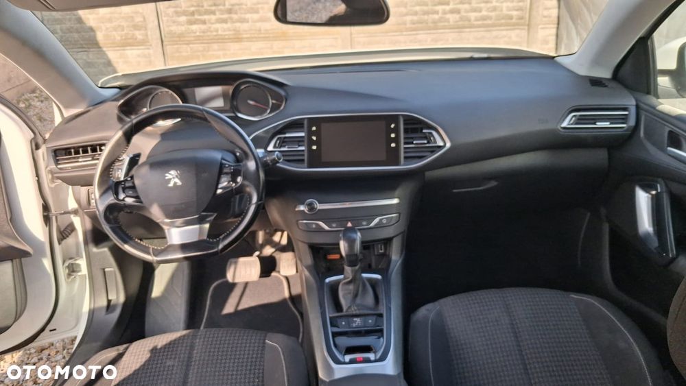 Peugeot 308 BlueHDi 130 EAT6 Stop & Start Active - 12
