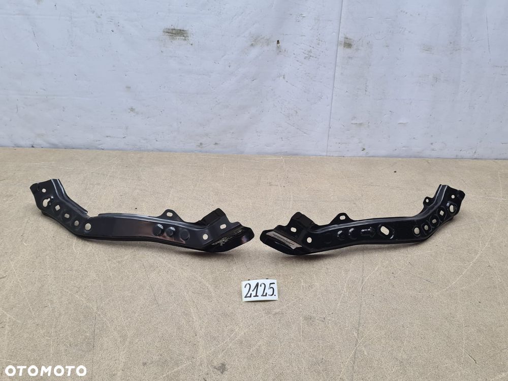 Toyota Corolla E21 53213-02210 wspornik lampy przód przedni komplet R+L - 3