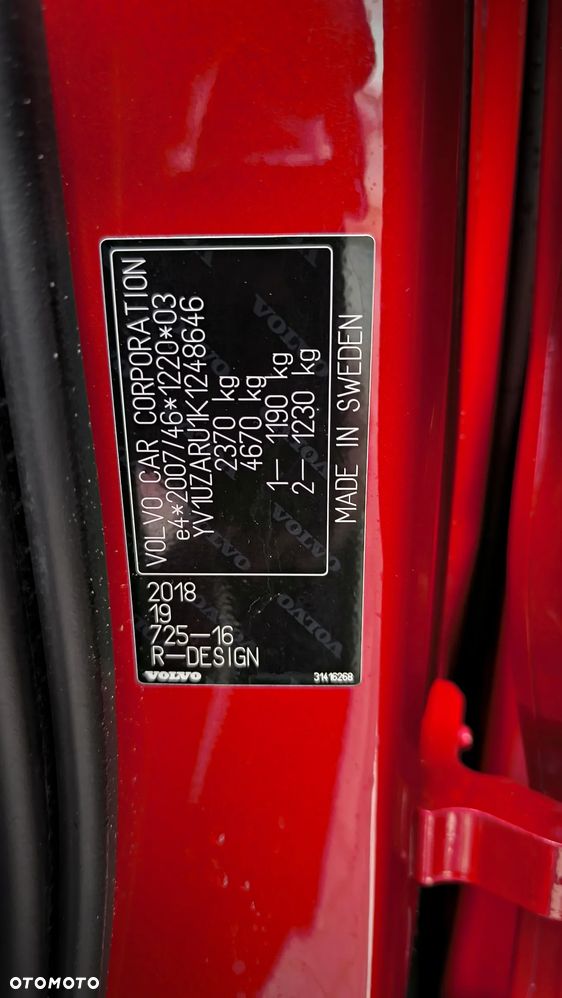 Volvo XC 60 D3 R-Design - 32