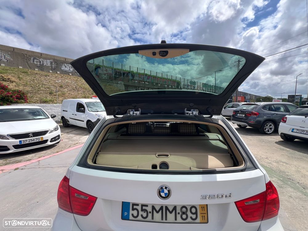 BMW 320 d xDrive Navigation Auto - 12