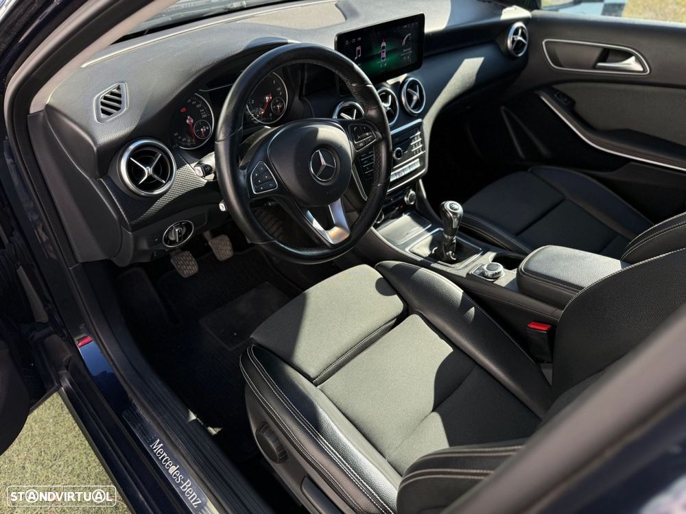 Mercedes-Benz A 180 - 13