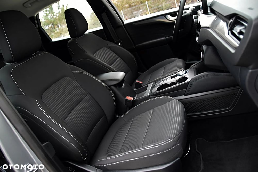 Ford Kuga 2.5 FHEV FWD Titanium - 19