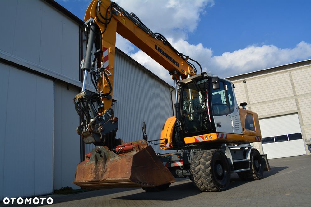 Liebherr A 918 Litronic / STAN PERFEKT / 18T / JAK NOWA / - 4