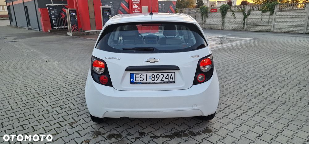 Chevrolet Aveo - 6