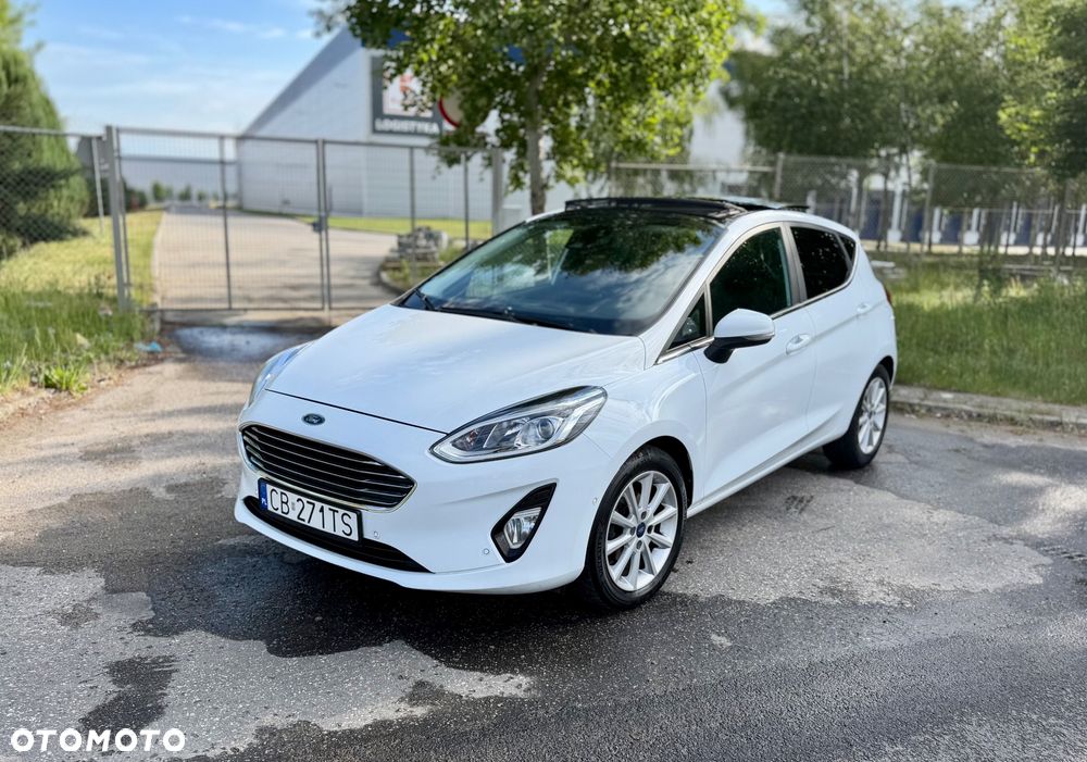 Ford Fiesta 1.5 TDCi S&S TITANIUM - 2