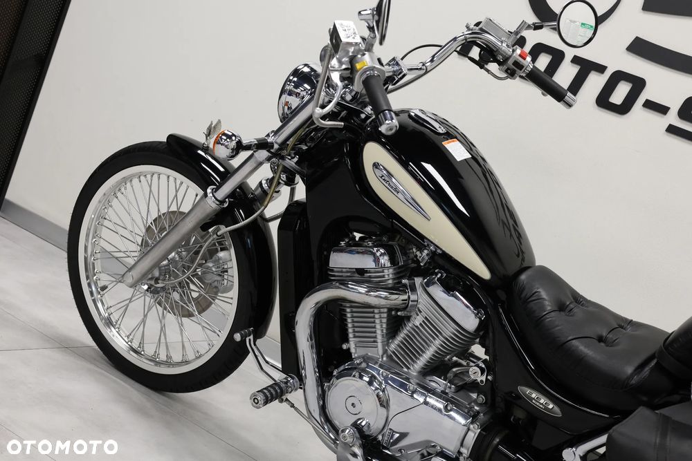 Suzuki VS - 17
